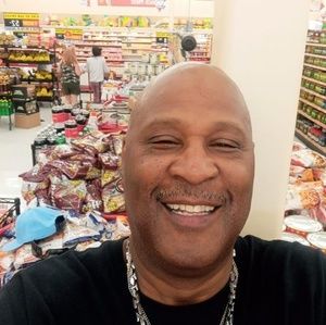 Meet your Posher, Curtis